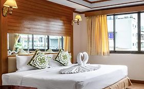 โรงแรมเจบี กรีน ป่าตอง